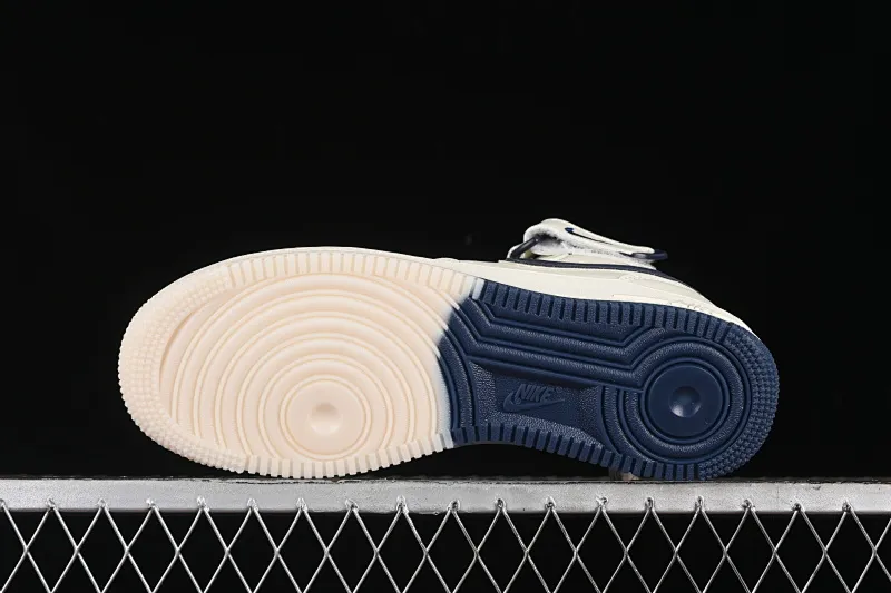 All categories Nk Air Force 1 Air Force series Nk Air Force 1 Mid Air Force mid-top Nk Air Force 1'07 Mid rice dark blue two-color bottom Air Force One starry mid-top casual sneakers XL0236-233